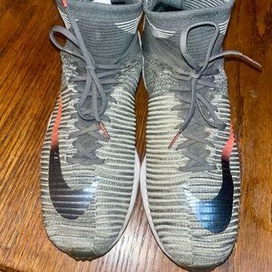 Size 10.5 Nike Zoom Mercurial Flyknit Gradient Swoosh